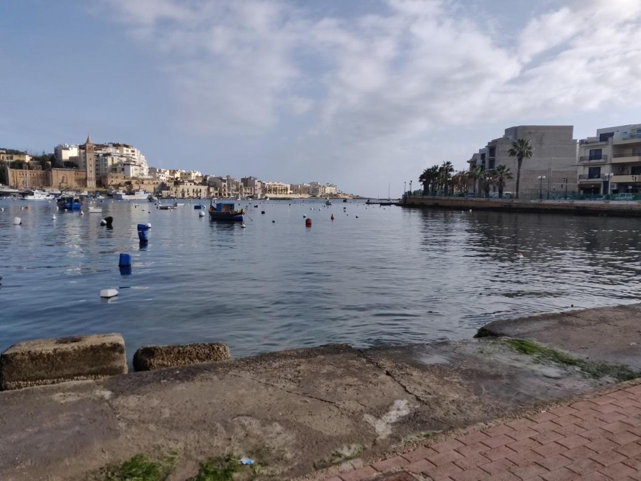 Panoramic Penthouse In Marsascala Which Enjoys Sea And Country Views Apartment Marsaskala Ngoại thất bức ảnh