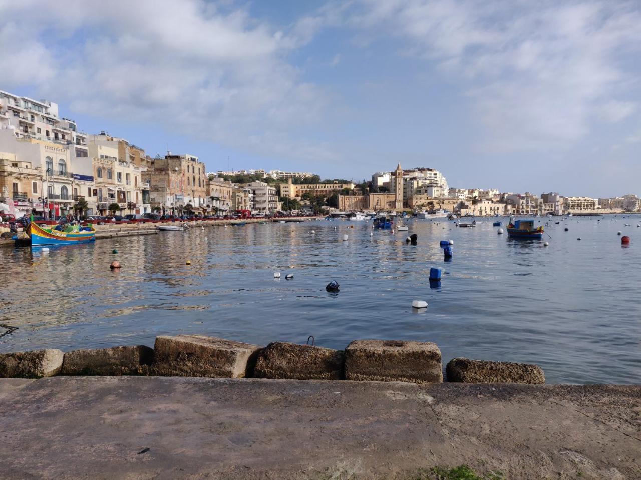 Panoramic Penthouse In Marsascala Which Enjoys Sea And Country Views Apartment Marsaskala Ngoại thất bức ảnh