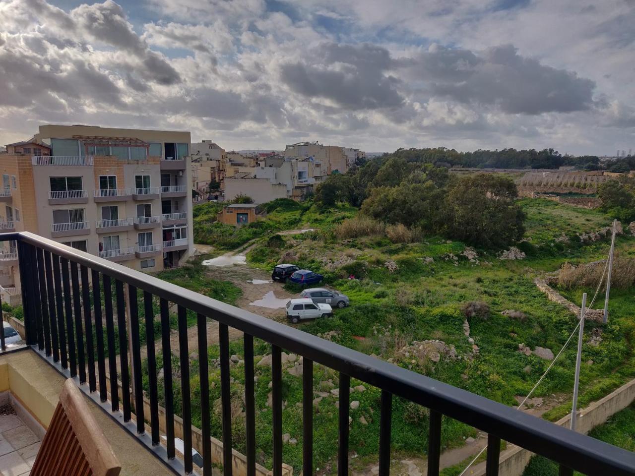 Panoramic Penthouse In Marsascala Which Enjoys Sea And Country Views Apartment Marsaskala Ngoại thất bức ảnh