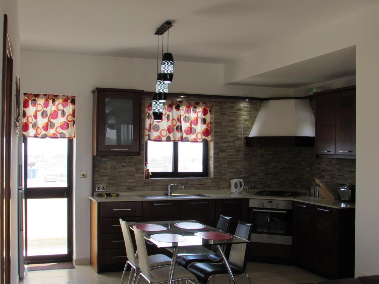 Panoramic Penthouse In Marsascala Which Enjoys Sea And Country Views Apartment Marsaskala Ngoại thất bức ảnh